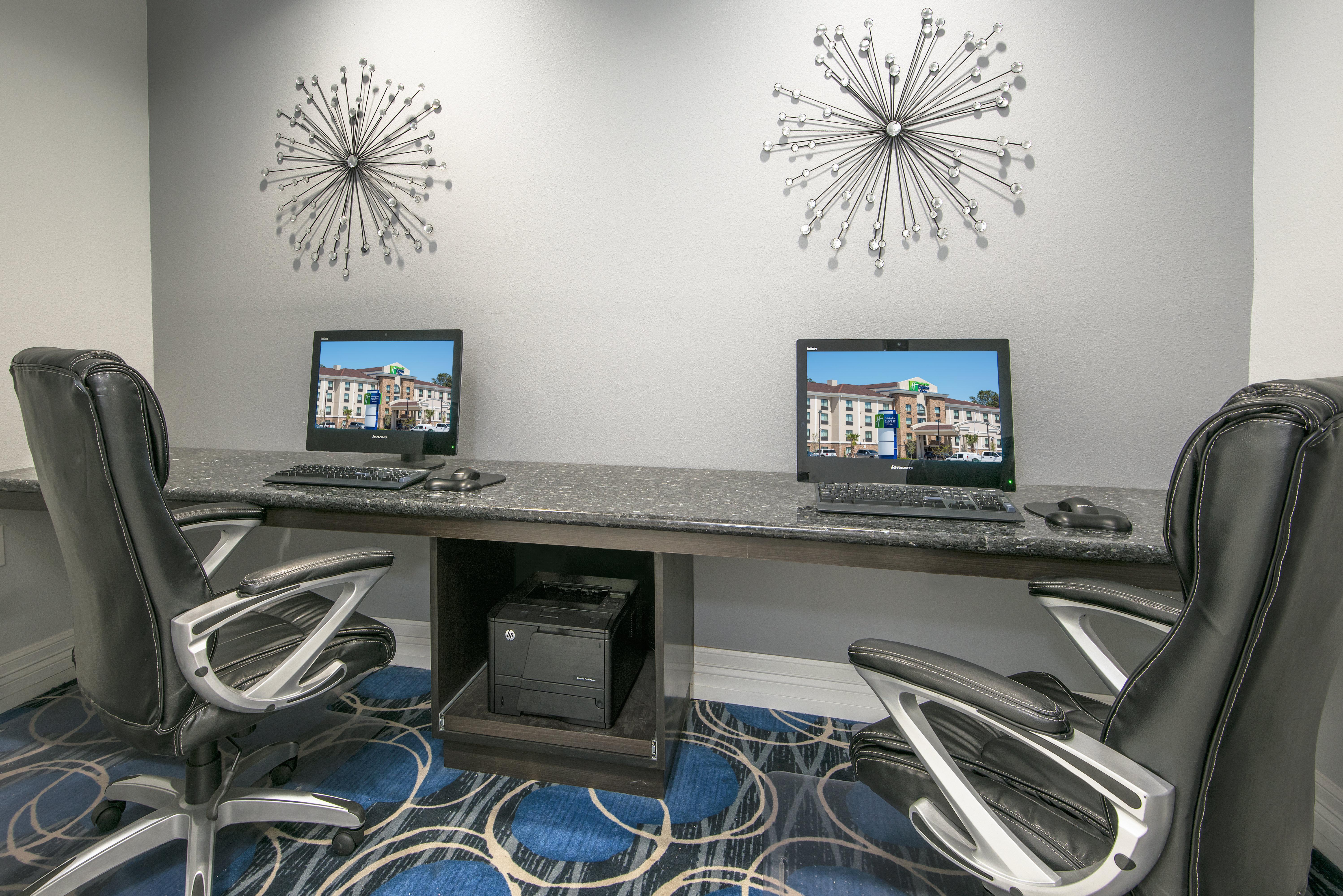 Holiday Inn Express And Suites Houston North - Iah Area By Ihg Kültér fotó