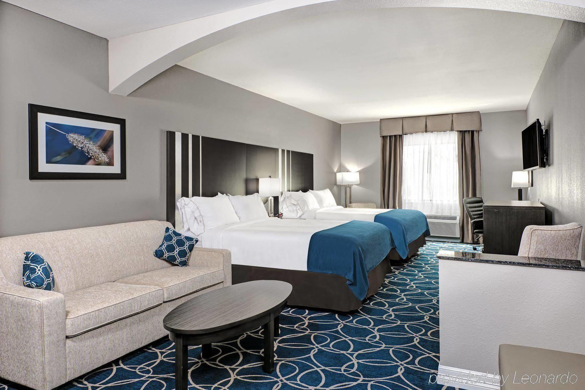 Holiday Inn Express And Suites Houston North - Iah Area By Ihg Kültér fotó