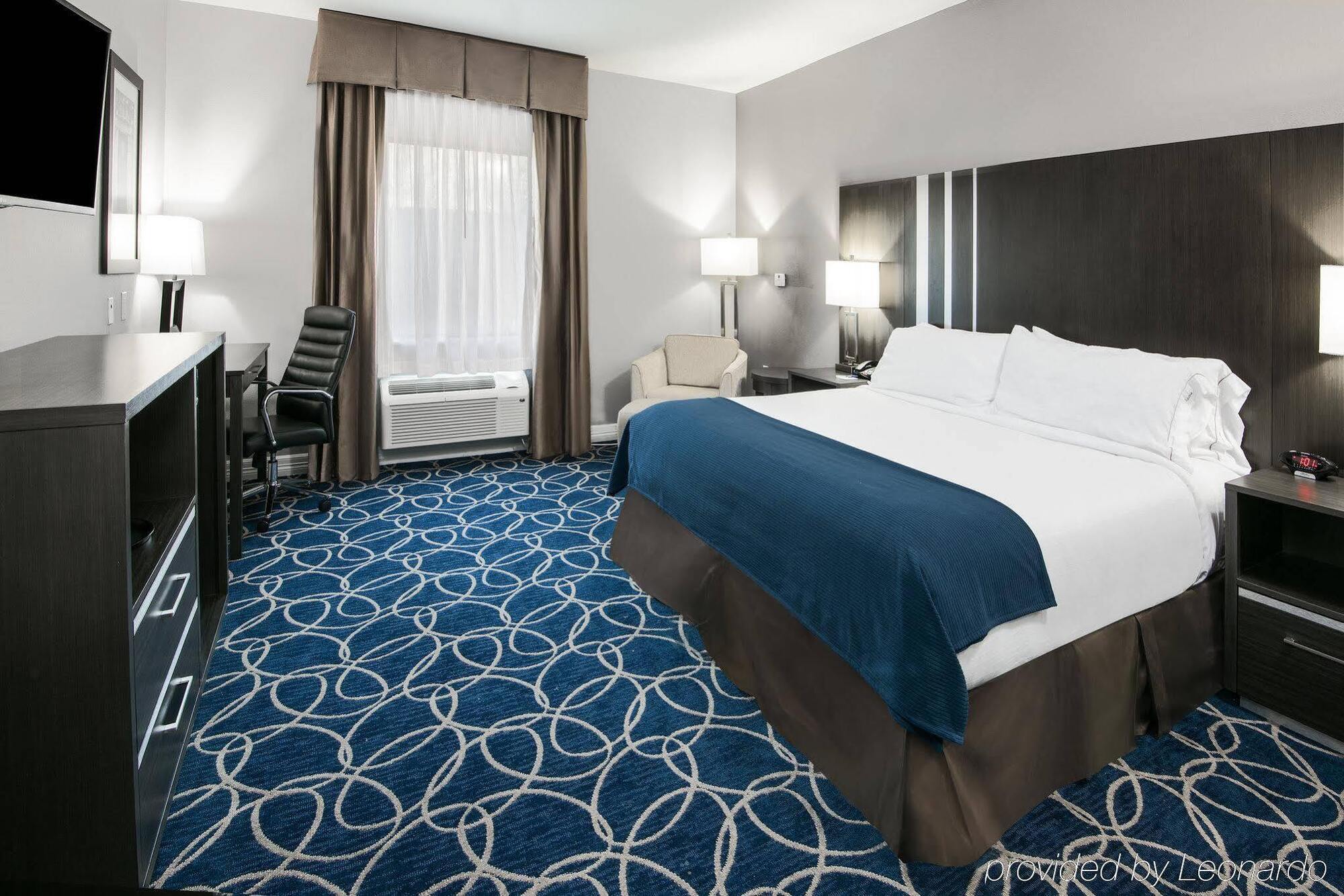 Holiday Inn Express And Suites Houston North - Iah Area By Ihg Kültér fotó