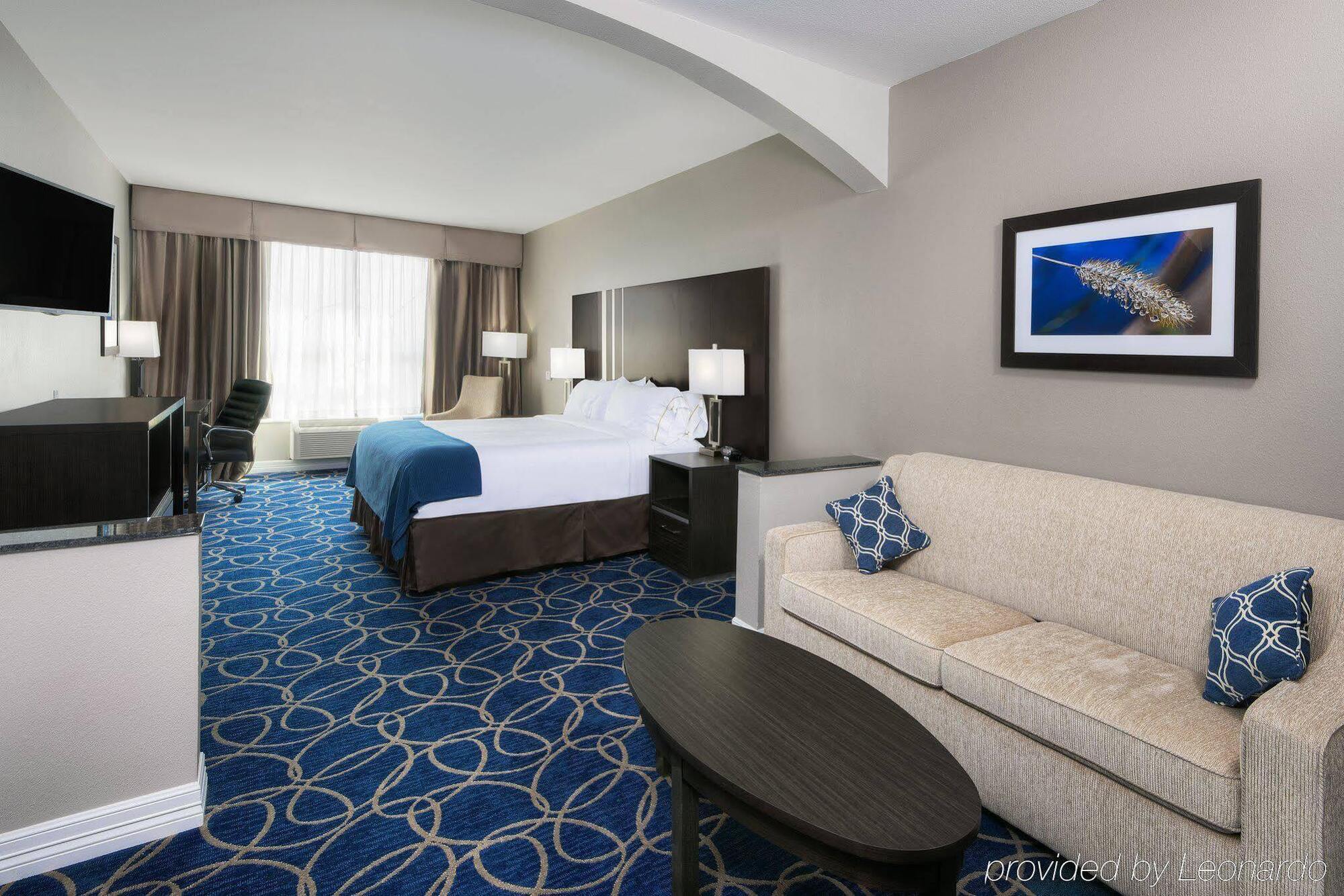 Holiday Inn Express And Suites Houston North - Iah Area By Ihg Kültér fotó