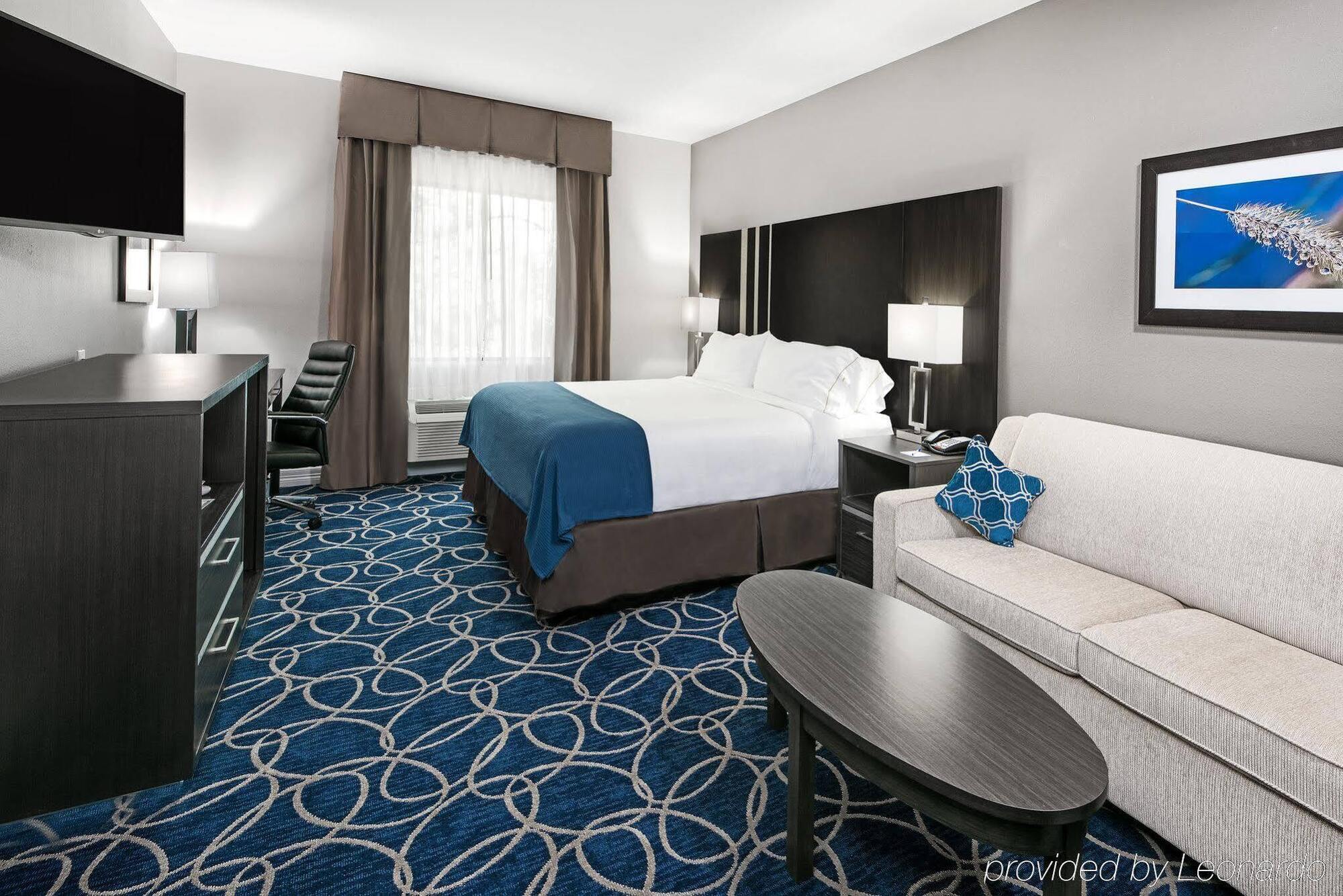 Holiday Inn Express And Suites Houston North - Iah Area By Ihg Kültér fotó