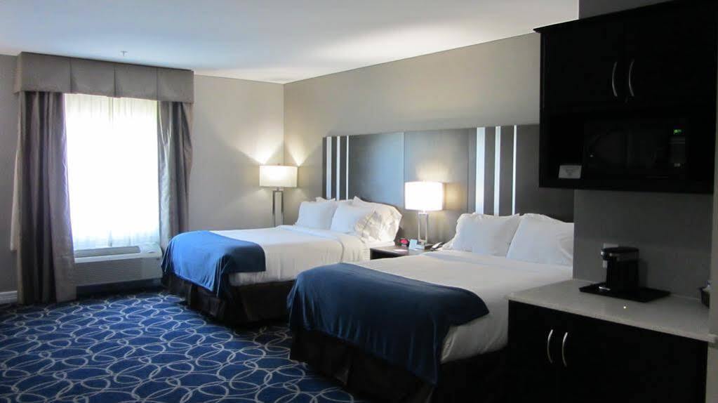 Holiday Inn Express And Suites Houston North - Iah Area By Ihg Kültér fotó